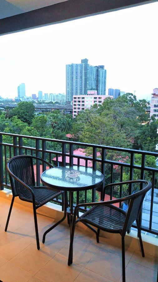 Amp Am House Bangkok Hotel Buitenkant foto